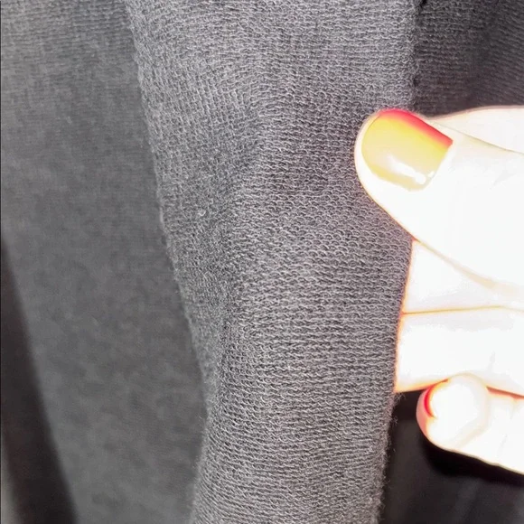 Elegant Black Long Coat - Picture 14 of 15